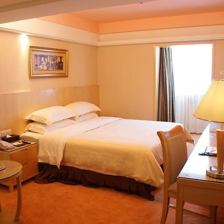 Vienna Hotel - Da Ju Yuan Branch Shenzhen Exterior photo