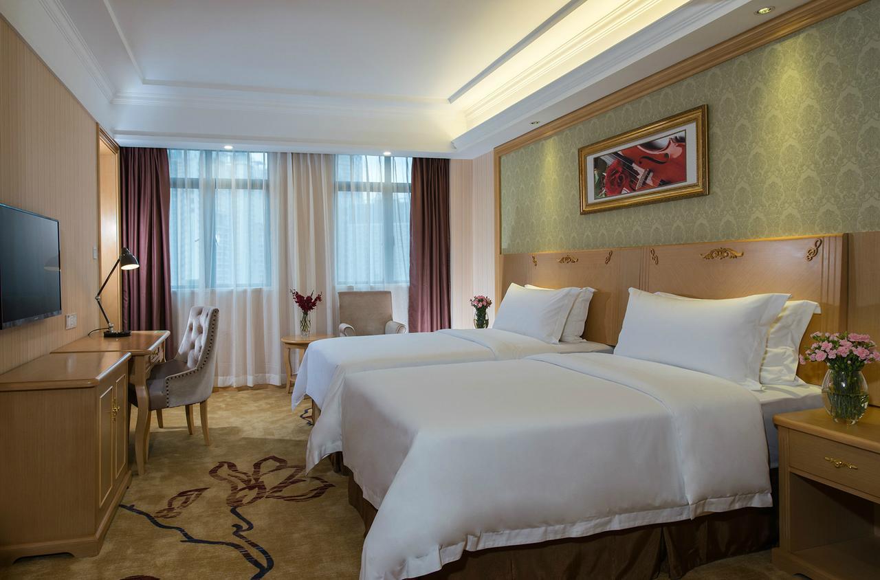 Vienna Hotel - Da Ju Yuan Branch Shenzhen Exterior photo