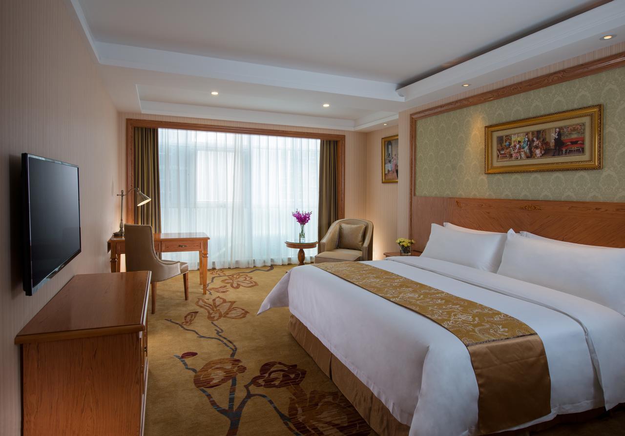 Vienna Hotel - Da Ju Yuan Branch Shenzhen Exterior photo